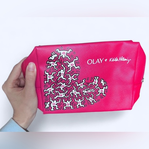Rare Artist Keith Haring x Olay Red Friends Vanity Pouch Makeup Cosmetics Bag - Picture 3 of 14